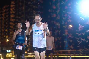 BIB: 4112
                            <button type="button" onclick="openModal(18282443)" class="btn btn-primary btn-sm float-right btn-popup" data-toggle="modal" data-target=".modal-high-quality">
                        <i class="fas fa-shopping-cart"></i> Add to Cart
                    </button>
                                            <button type="button" onclick="isThisMe(18282443, true)" class="btn btn-success btn-sm float-right btn-popup btn-isme hidden" data-toggle="tooltip" data-placement="bottom" title="นี่คือรูปของคุณใช่ไหม คลิกที่นี่เพื่อเอาเข้าอัลบั้ม">
                        <i class="fas fa-plus"></i> Add to album
                    </button>
                    <button type="button" onclick="isThisMe(18282443, false)" class="btn btn-warning btn-sm float-right btn-popup btn-isnotme hidden">
                        <i class="fas fa-ban"></i> Remove from album
                    </button>